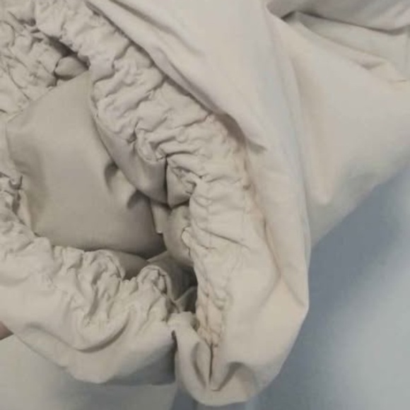 GAP Duvet Wrap Puffer Coat- Color Ivory-Oversized - Picture 8 of 10